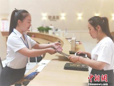 敦煌旅游服務(wù)新篇章 首個(gè)旅游集散中心正式投用，為絲路明珠再添華彩